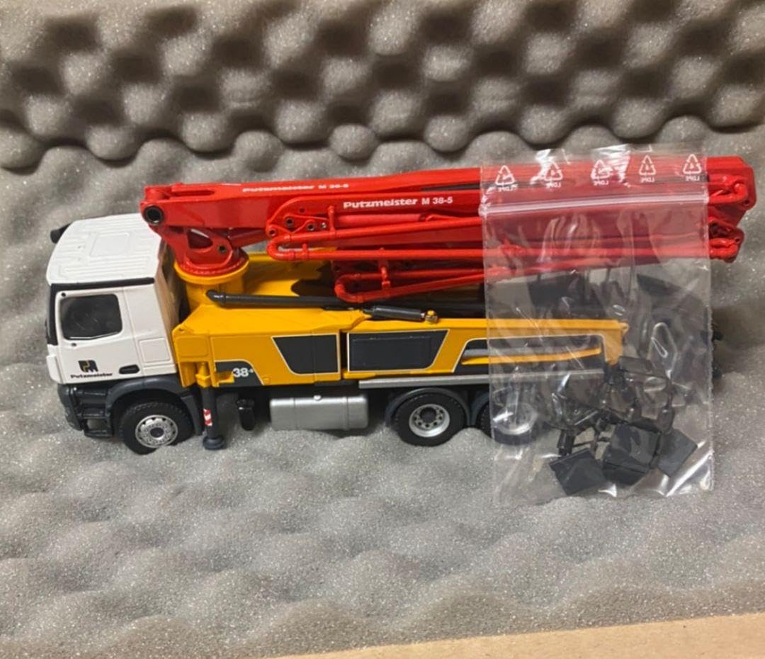 プツマイスター 38-5 コンクリートポンプ車